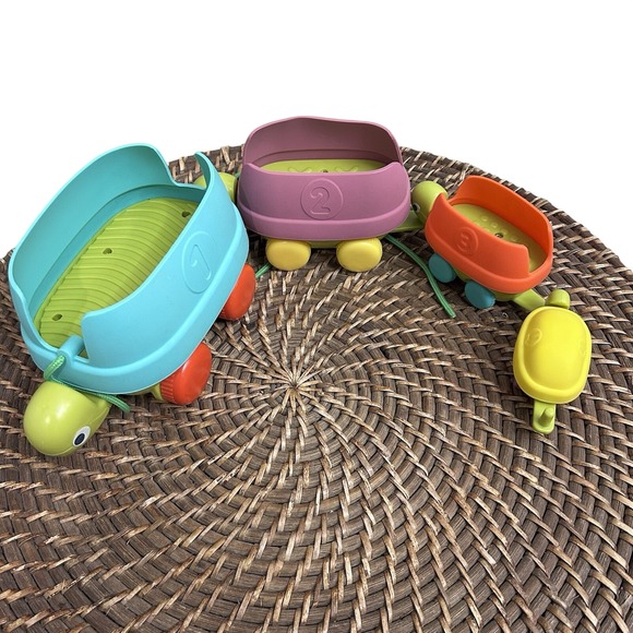 Gigglescape Turtle Pull-Along Toy – Classic Toddler Learning Toy New W/O Box - Picture 6 of 6